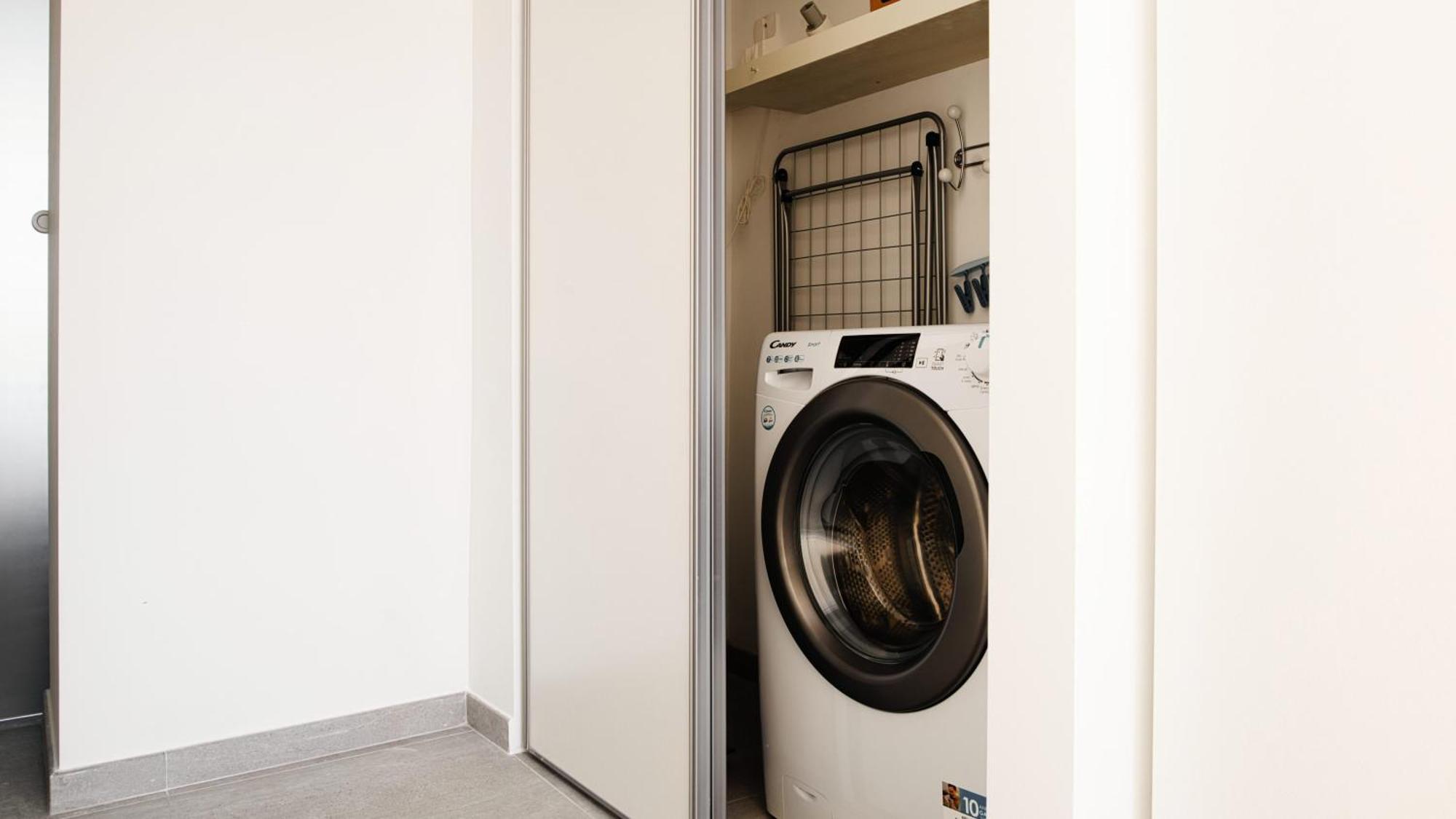 Ideal Rent - Sirtori 10 *