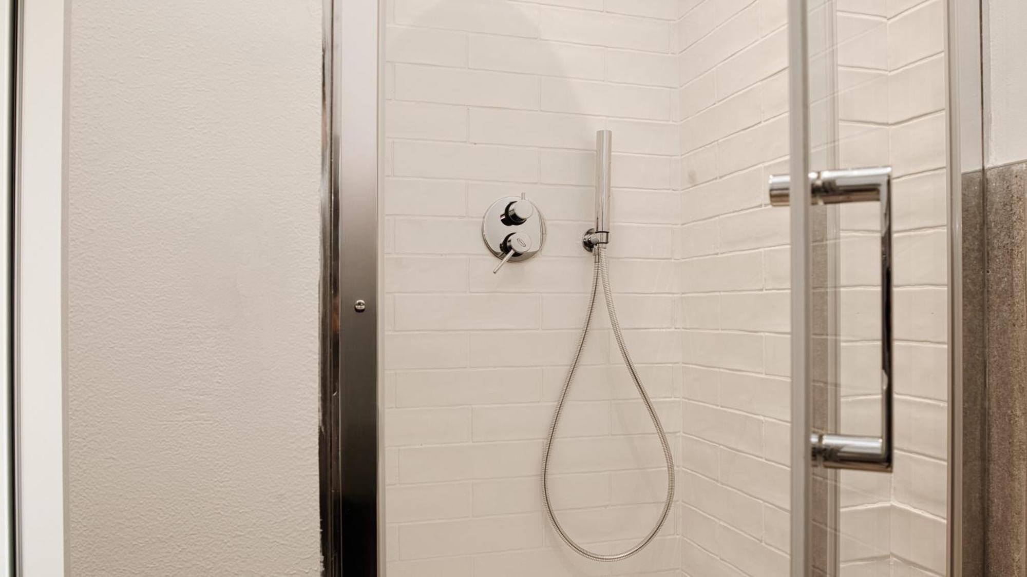 Apartamento Ideal Rent - Sirtori 10 *