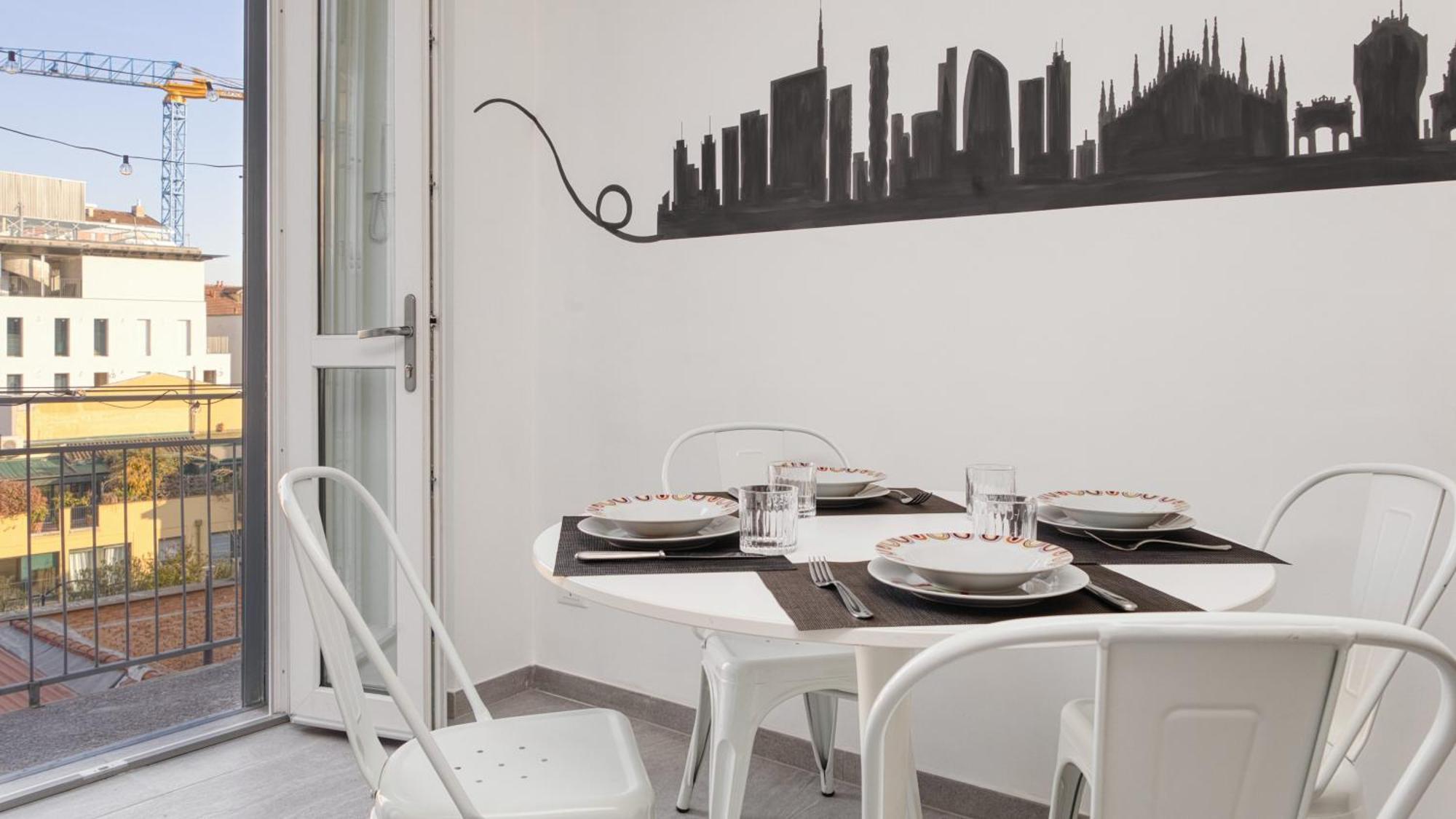 Ideal Rent - Sirtori 10 * Milán